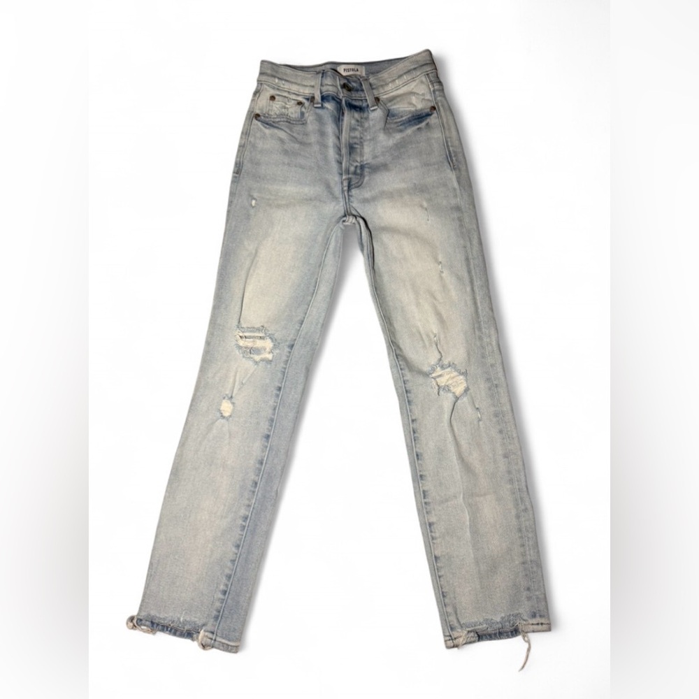 Pistola Light blue denim jeans with distressed details ☀️